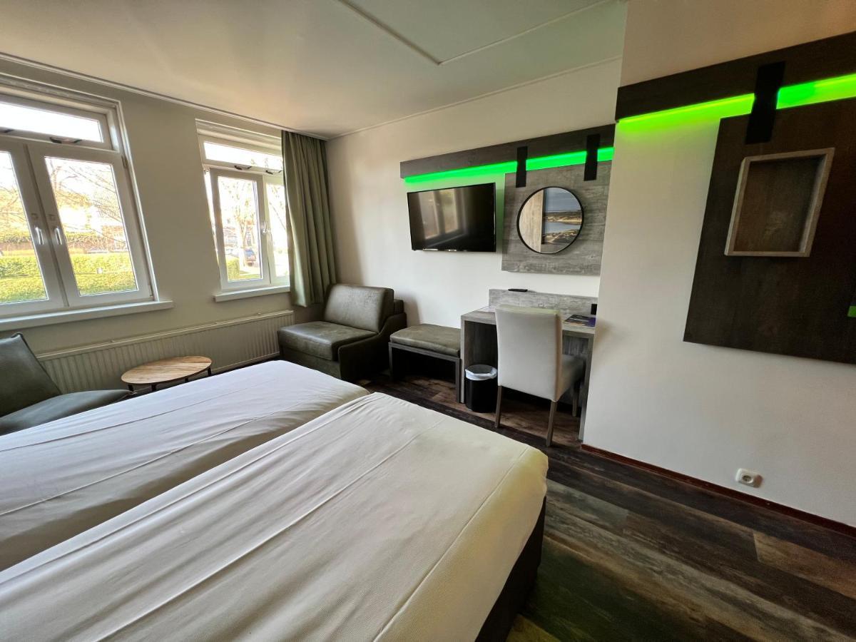 Hotel Nap West-Terschelling Eksteriør bilde
