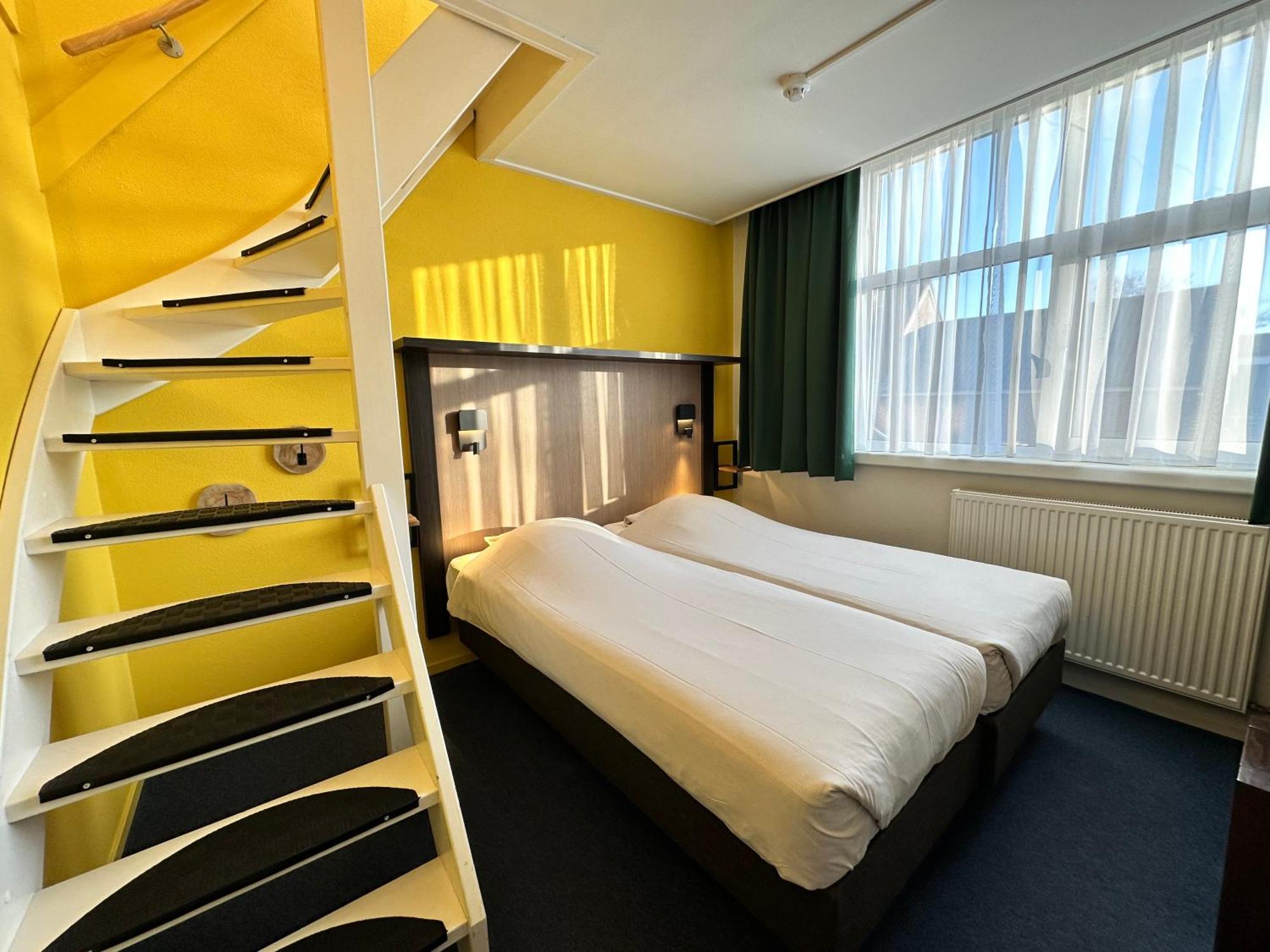 Hotel Nap West-Terschelling Eksteriør bilde