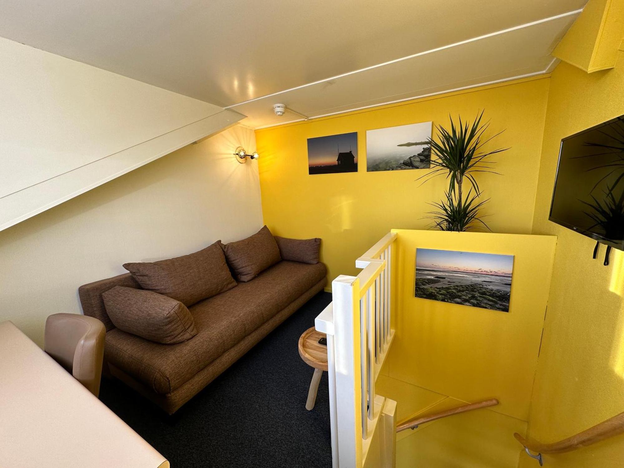 Hotel Nap West-Terschelling Eksteriør bilde